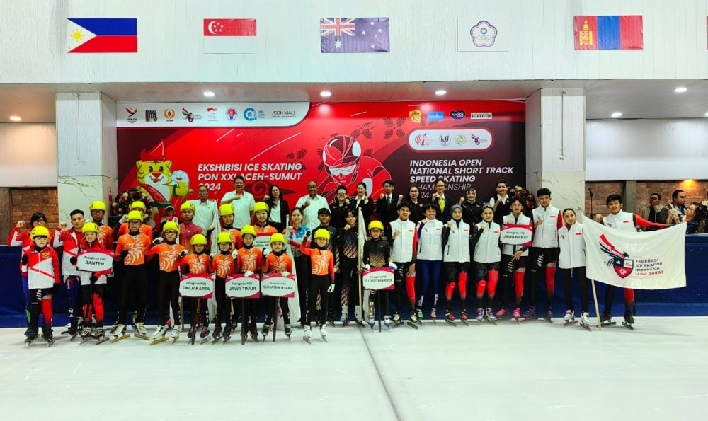 Ketum KONI Pusat Resmi Membuka Road to PON XXI sekaligus Ekshibisi Ice Skating di Jakarta Garden City